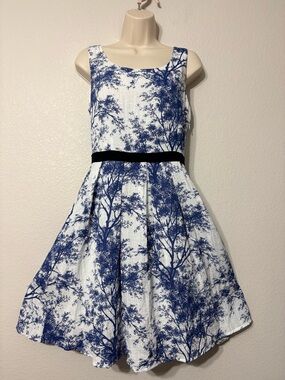 Frock Shop Blue White Toile Tree Print Sleeveless A-line Dress w Black Waist Tie